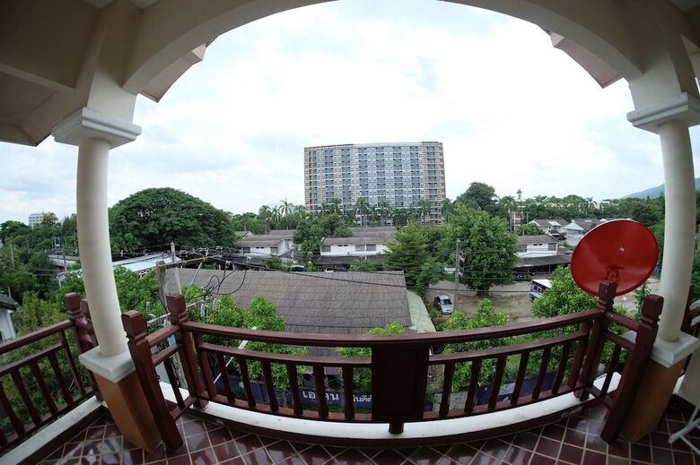 Hostal Daizy House