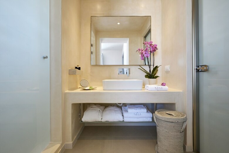 Aparthotel Nova Luxury Suites