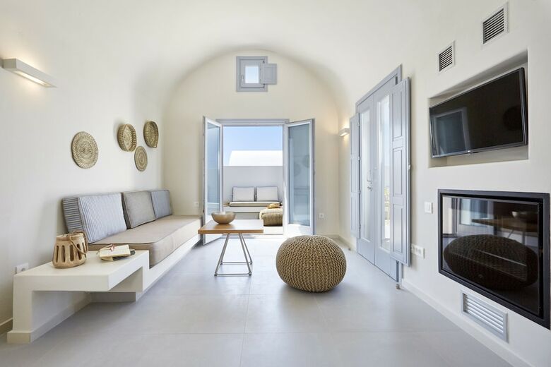 Aparthotel Nova Luxury Suites