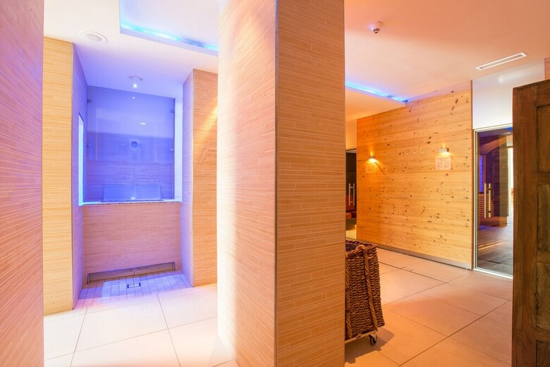 Hotel Mountain Spa Resort Albion