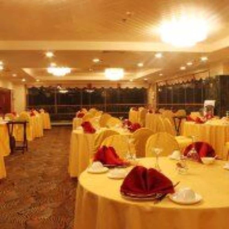 Qingdao Oceanwide Elite Hotel