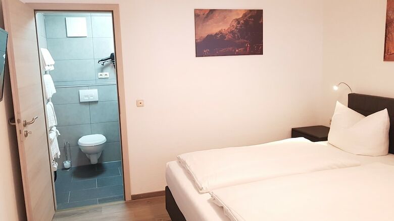 Garni City Hotel
