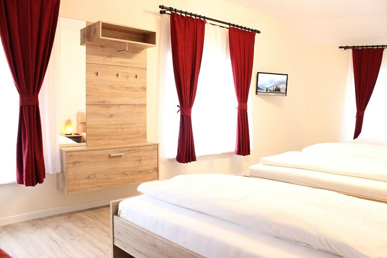 Garni City Hotel