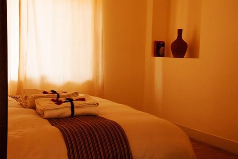 Hotel Traditional Homes - Swotha