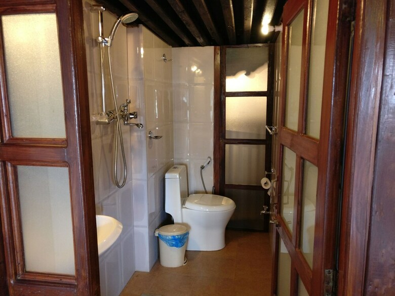 Hotel Hiranya Guest House