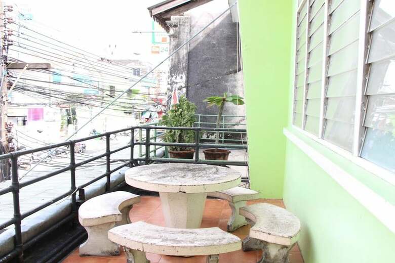 Hostal Phuket Backpacker Hostel
