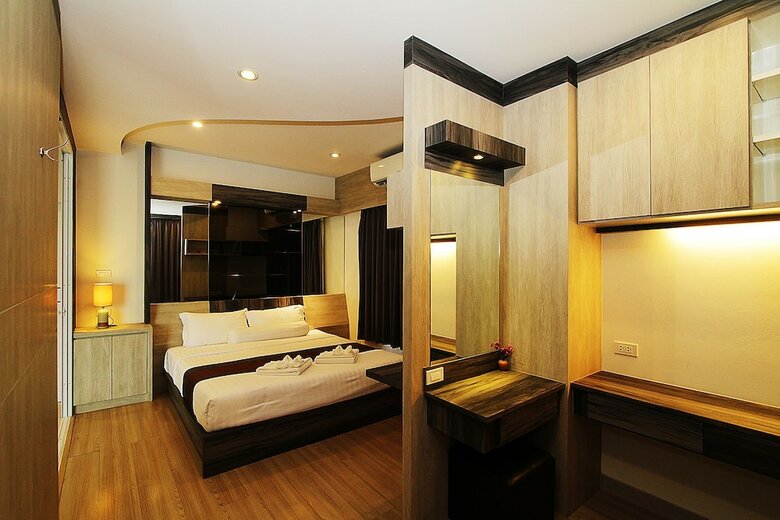 The Contrast I Hotel