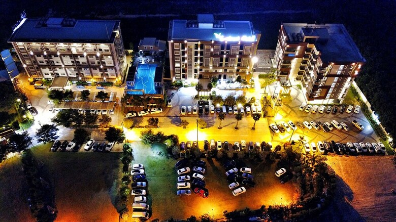 The Contrast I Hotel
