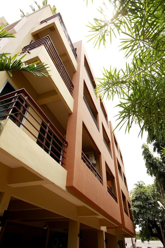 Phompassorn Apartment