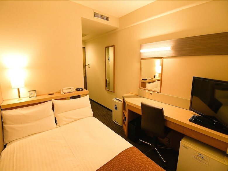 Hotel Via Inn Shin-osaka West