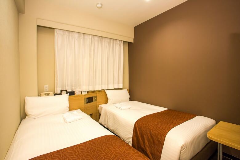 Hotel Via Inn Shin-osaka West