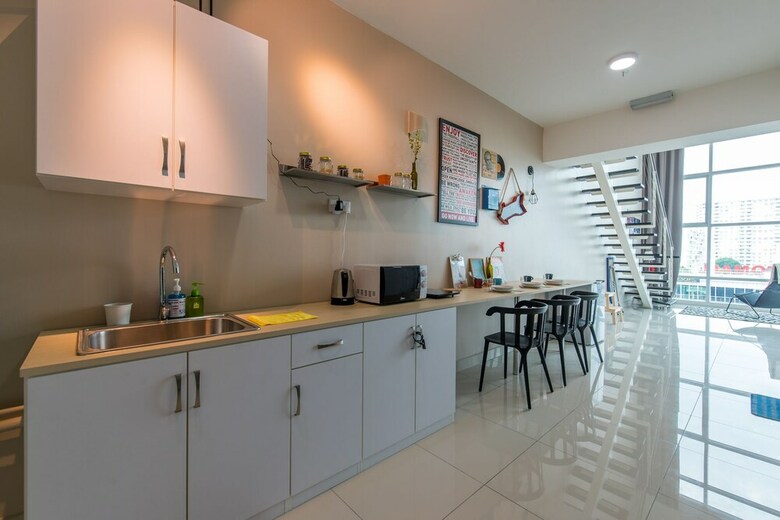 Apartamentos Urban Suite At Maritime Suite