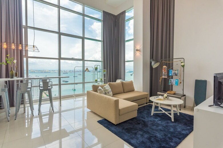 Apartamentos Urban Suite At Maritime Suite