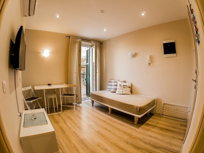 Apartamentos Loc Hospitality