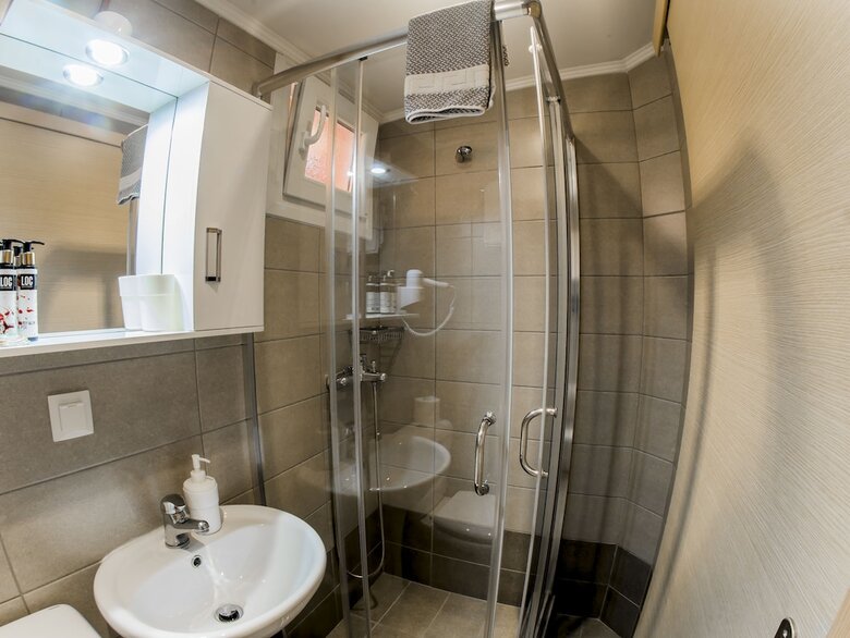 Apartamentos Loc Hospitality