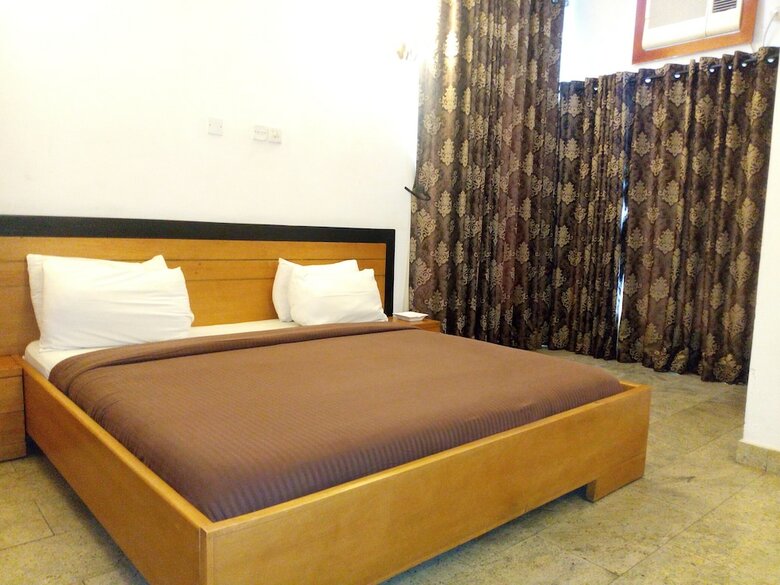 Karma Hotel