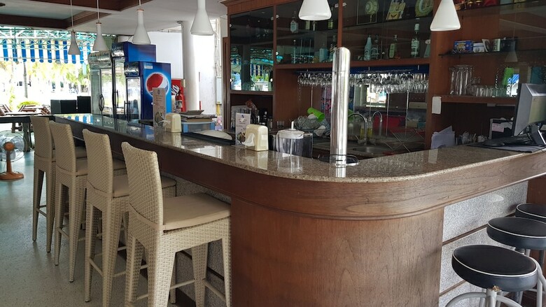 Castle Howchow Beach Resort Hotel