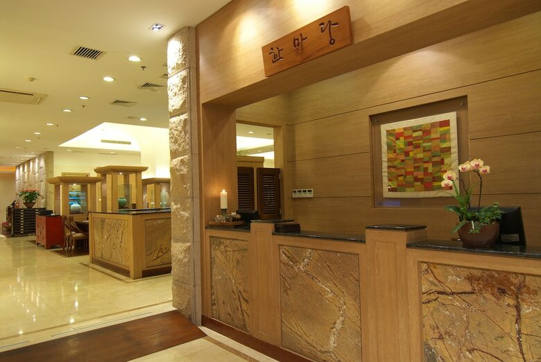Highton Hotel Shanghai