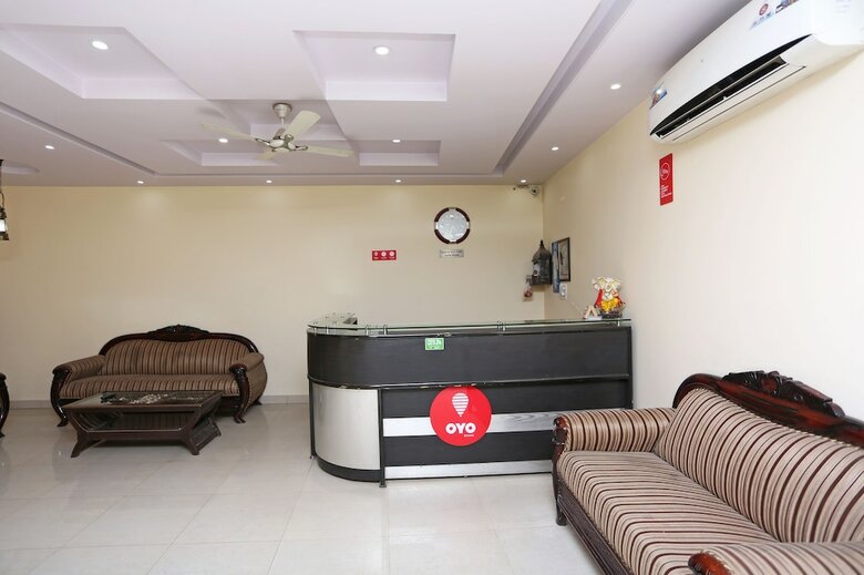 Oyo 8462 Hotel Galaxy