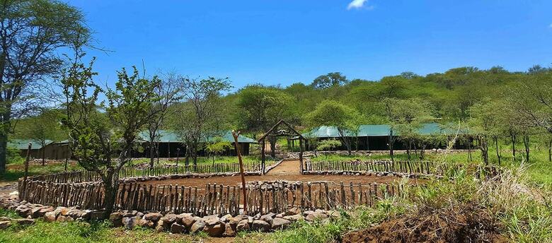 Ole Serai Luxury Camp