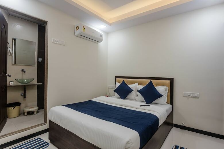 Hotel Oyo 8298 Zee Residency