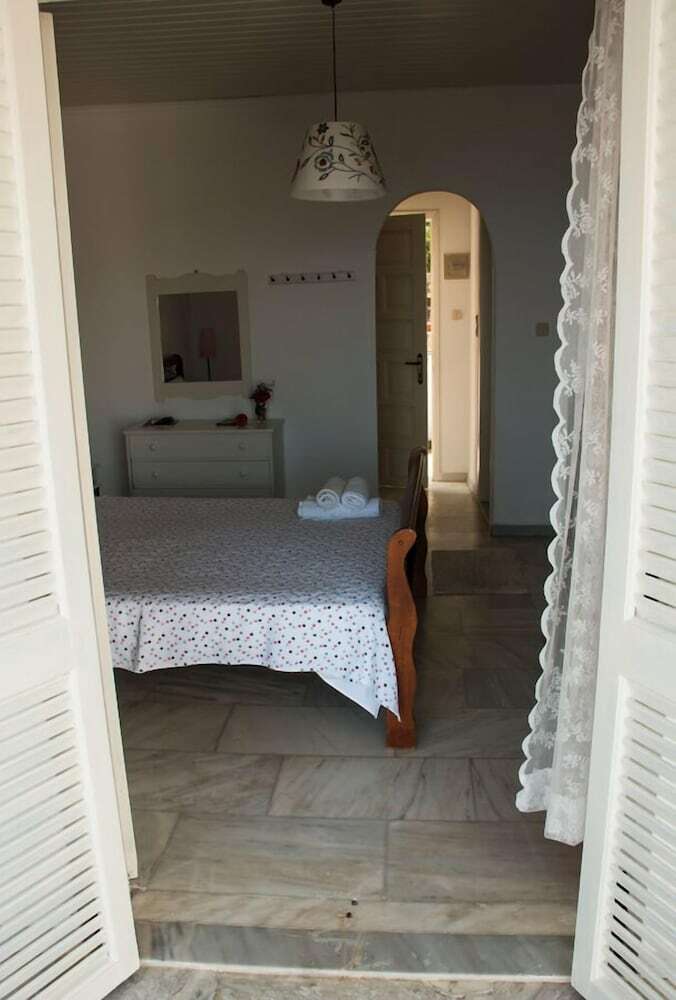 Hotel Angela Studios Paxos