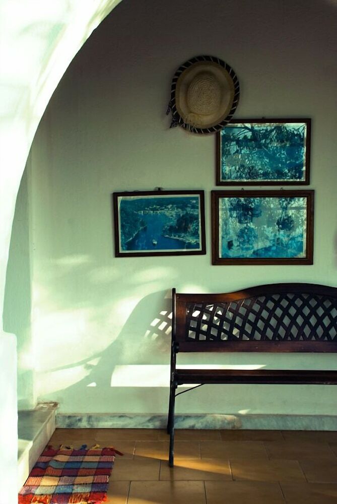 Hotel Angela Studios Paxos