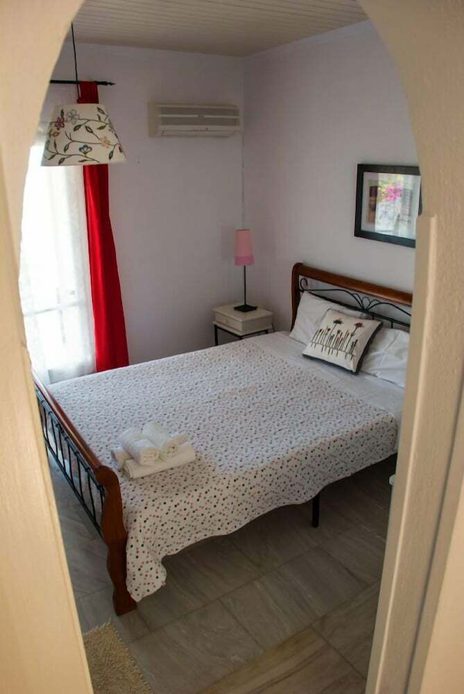 Hotel Angela Studios Paxos