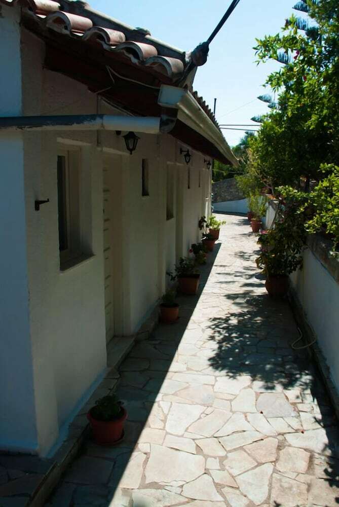 Hotel Angela Studios Paxos