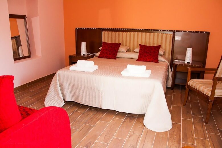 Hotel La Porta Delle Gole