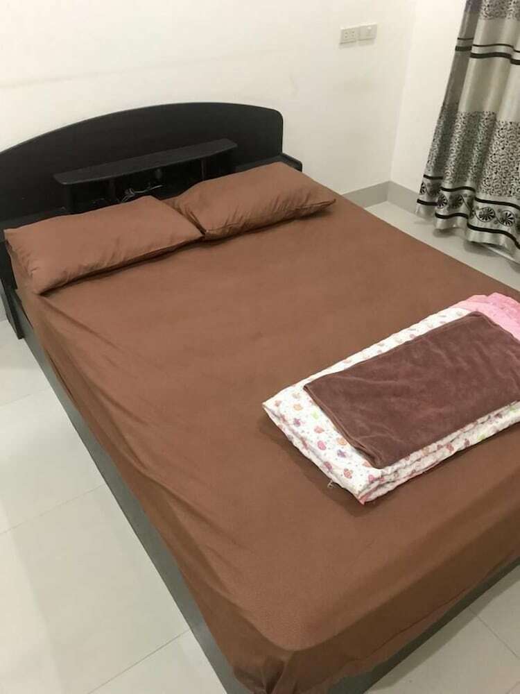Hotel New Era Guesthouse