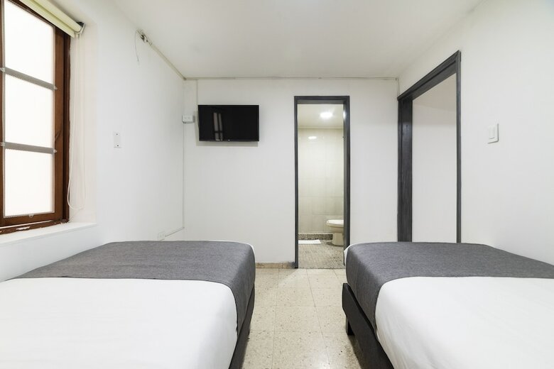 Hotel Ayenda 1055 Agora Inn Corferias