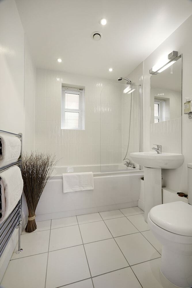 Apartamentos Hendry Court By Flying Butler