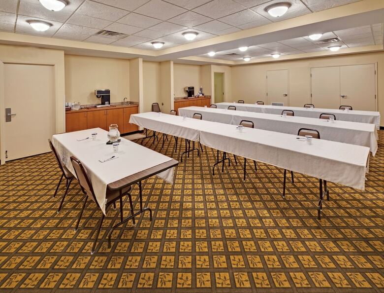 Aparthotel Candlewood Suites Omaha Airport
