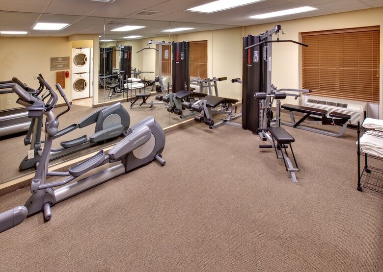 Aparthotel Candlewood Suites Omaha Airport