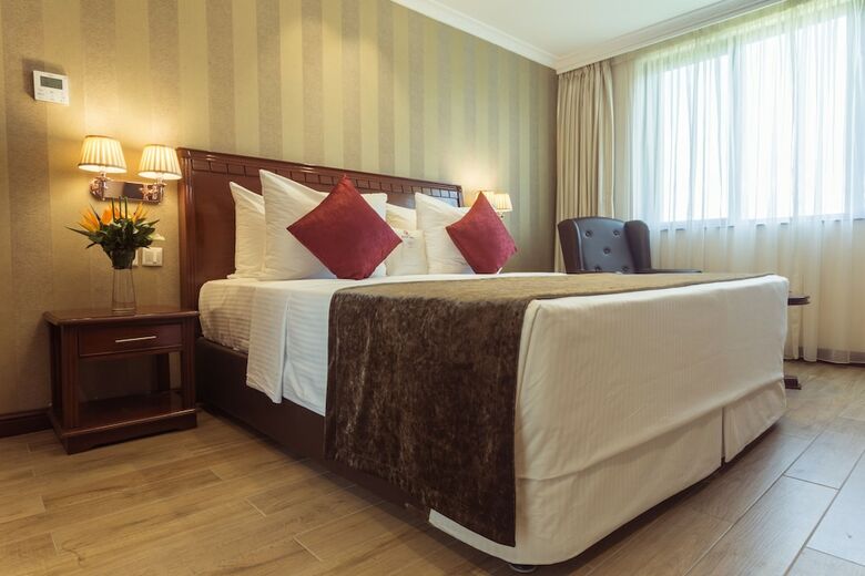 Sarova Woodlands Hotel