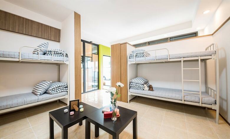 Hostal Peter Pan Guesthouse - Hostel