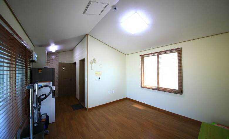 Hostal Peter Pan Guesthouse - Hostel