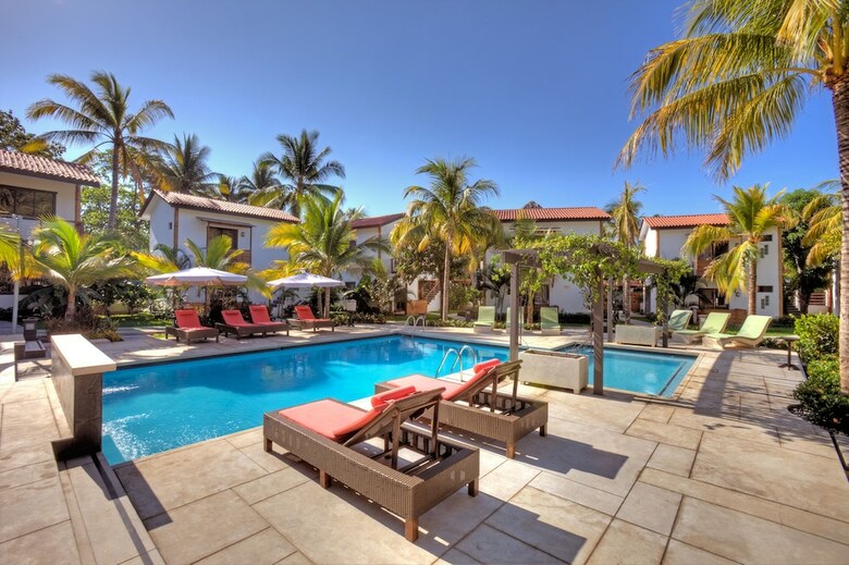 Hotel Boca Olas Resort Villas