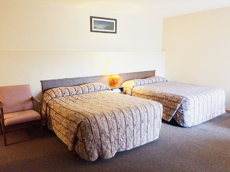 Sea Raven Motel