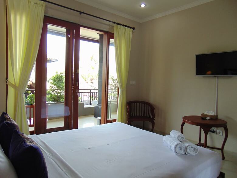 Hotel Dipondok Homestay
