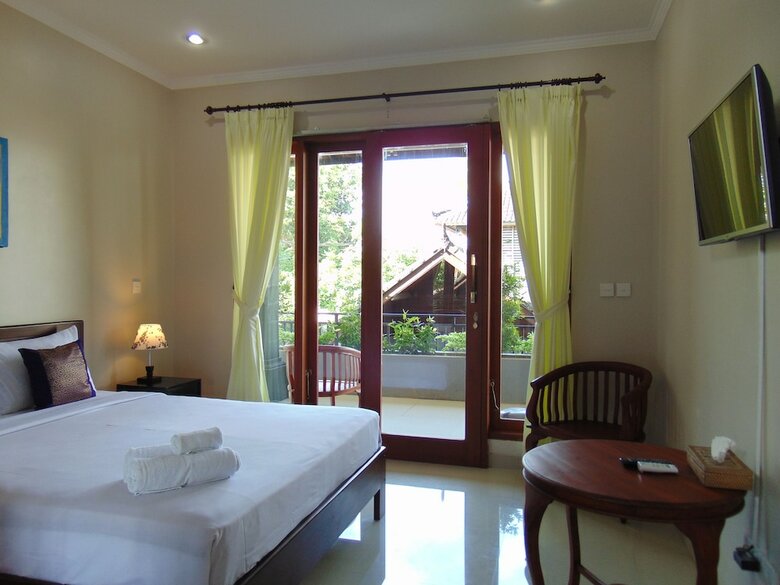 Hotel Dipondok Homestay