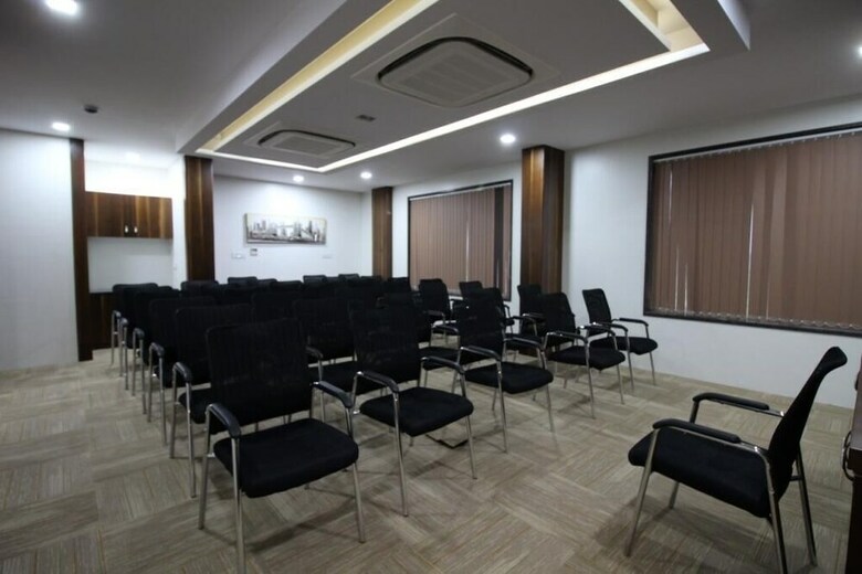 Hotel Majestique Pune
