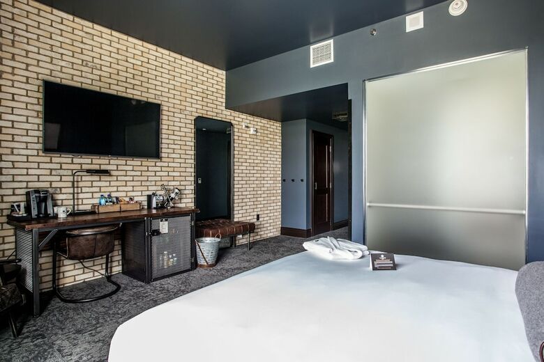 Ironworks Hotel Indy