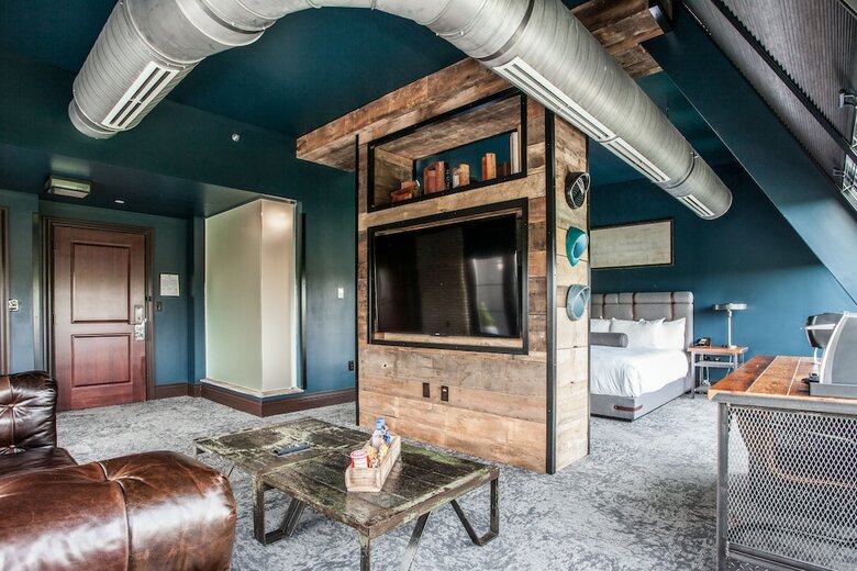 Ironworks Hotel Indy