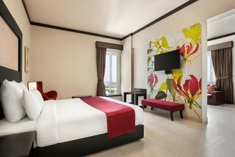 Hotel Ramada By Wyndham Karachi Creek