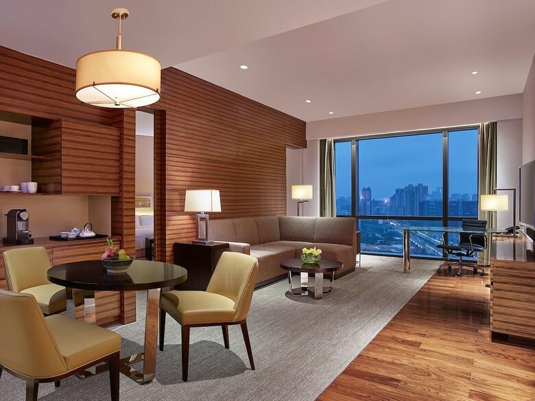 New World Guiyang Hotel