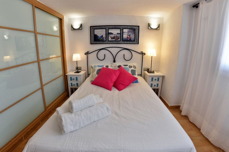 Apartamentos La Perla Azul - Wonderstays