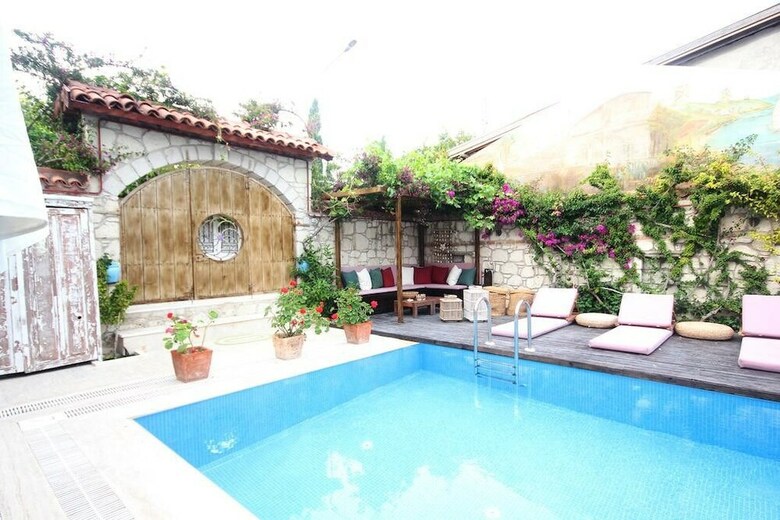 Hotel Begonvil Otel Alacati