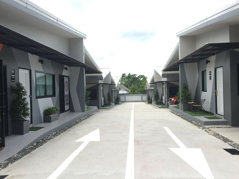 Hotel Hide & Seek Resort Krabi